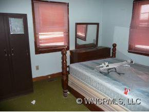 836 NORTH FORK ROAD - Photo 13