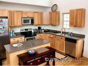 6 EMERALD DRIVE - Photo 4