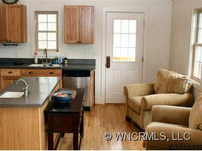 6 EMERALD DRIVE - Photo 6