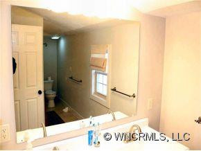 6 EMERALD DRIVE - Photo 10