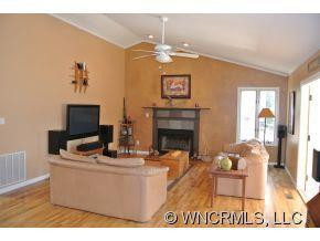 135 Kanasdatsi Drive - Photo 4