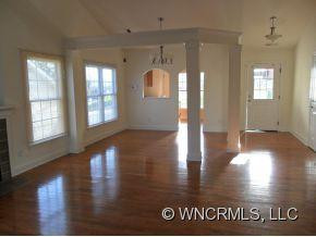 113 Adams Hill - Photo 2