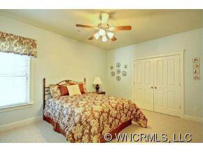 7 Light Cahill Court - Photo 14