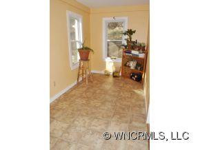 21 Valley Park Rd - Photo 8