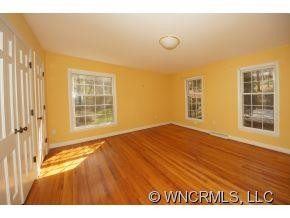 16 FOREST ROAD - Photo 12