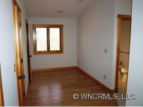 555 Mulberry Circle - Photo 9