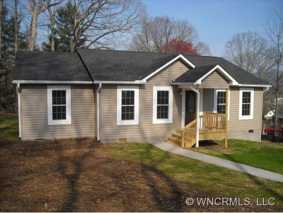 19 Enka Pine St