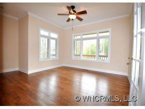 203 Maple Hill Drive - Photo 13