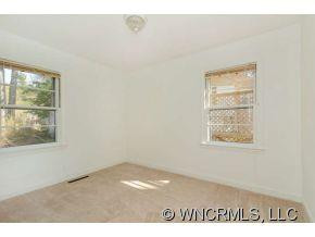 105 Cedar Ln - Photo 10