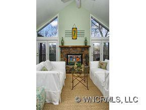 152 Hilltop Rd - Photo 3
