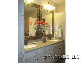 763 Deerlake Road - Photo 9