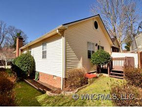 133 EXETER COURT - Photo 12