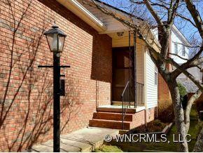 133 EXETER COURT - Photo 19