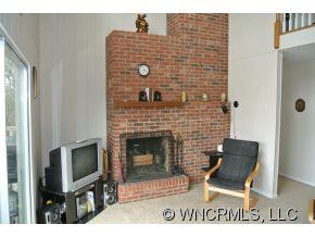 223 Moytoy Lane - Photo 3