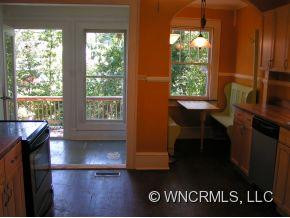 106 Belmont Ave - Photo 4