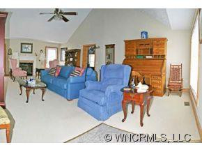 293 Brannon Forest - Photo 6
