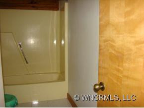 304 Acorn Lane - Photo 8
