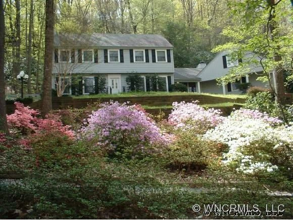 212 Estate Drive