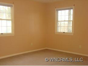 212 Estate Drive - Photo 11