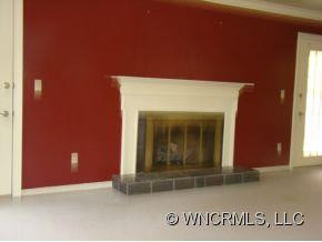 212 Estate Drive - Photo 6