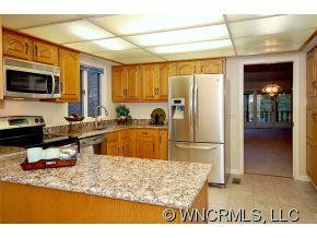 1105 Red Oak Drive - Photo 4