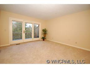 1105 Red Oak Drive - Photo 6