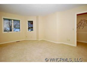 1105 Red Oak Drive - Photo 8