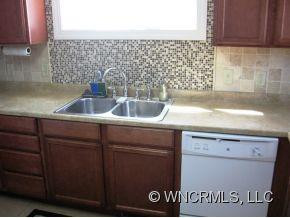 110 Hollyhock Court - Photo 8