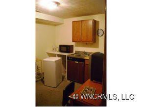 62 KENNEDY ROAD ANNEX - Photo 13