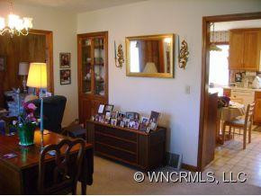 62 KENNEDY ROAD ANNEX - Photo 4