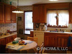 62 KENNEDY ROAD ANNEX - Photo 5