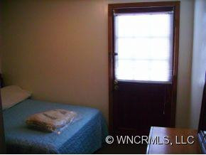 62 KENNEDY ROAD ANNEX - Photo 9