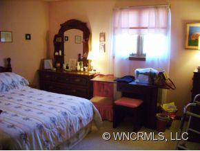 62 KENNEDY ROAD ANNEX - Photo 10