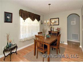 283 WOODLAWN CIRCLE - Photo 2