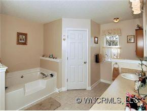 283 WOODLAWN CIRCLE - Photo 6