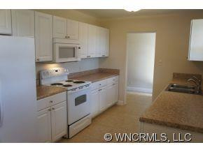 96 Raleigh Rd - Photo 2