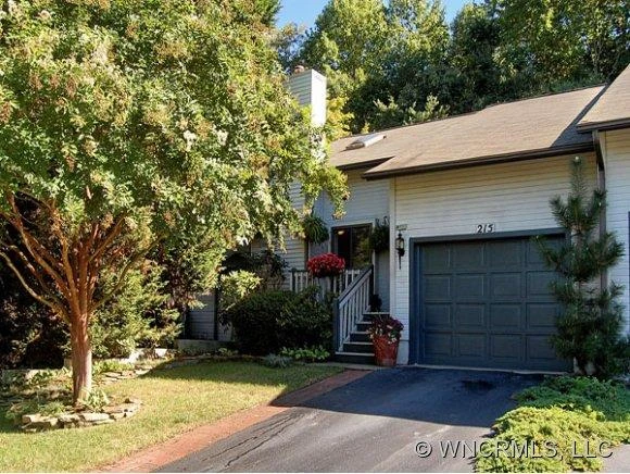 215 CHEYENNE COURT