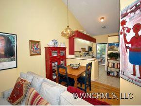 215 CHEYENNE COURT - Photo 3