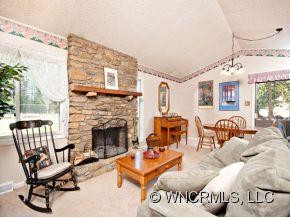 4 WOODFIELD ROAD - Photo 2