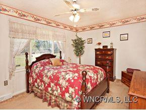 4 WOODFIELD ROAD - Photo 9