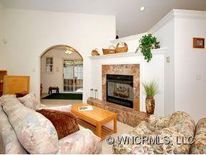 67 STONEBRIDGE DRIVE - Photo 3