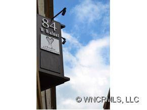 84 Walnut Street #304 - Photo 2