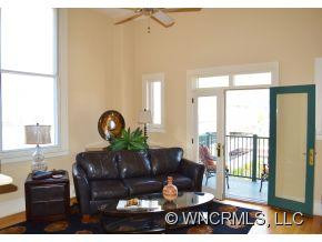 84 Walnut Street #304 - Photo 4