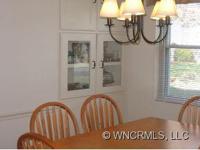 805 Abbey Circle - Photo 5