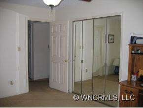 805 Abbey Circle - Photo 7
