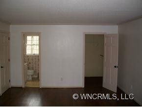 95 Ridgeway Drive - Photo 14