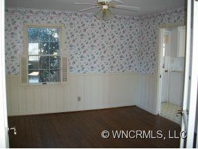 95 Ridgeway Drive - Photo 4