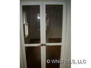 95 Ridgeway Drive - Photo 8