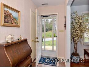 9 Reynolds Place - Photo 2