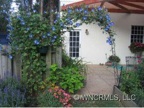 12 Griffing Boulevard - Photo 21